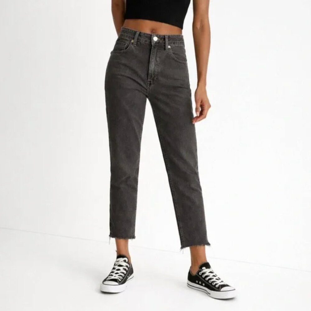 Madewell Curvy Stovepipe in Armand Wash Distressed Black Ankle Jeans Size 30